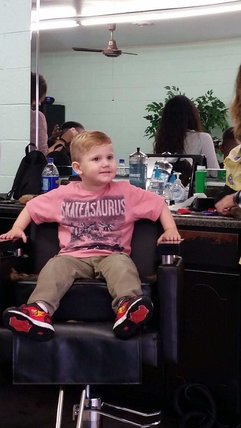 A+ haircuts — photo 2 of hair salon in Sneads Ferry, NC