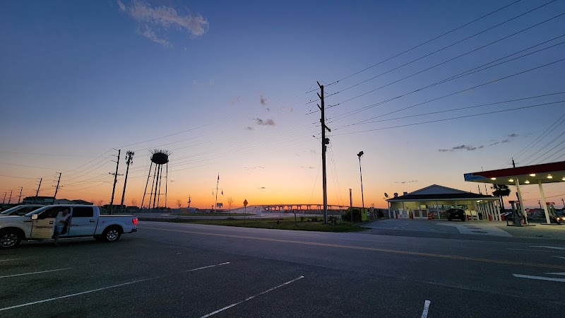 Atlantic Food Mart — photo 2 of grocery store in Surf City, NC
