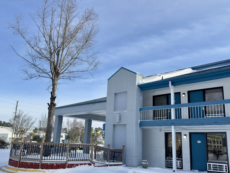 Baymont Inn & Suites Wilmington NC hotel in Wilmington, NC — Topsail Island