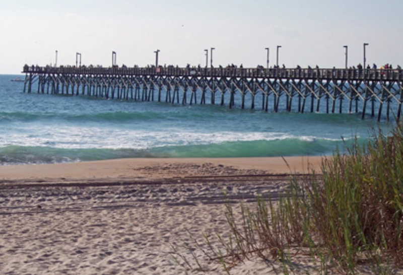 Beachwaves Salon & Barber hair salon in Surf City, NC
