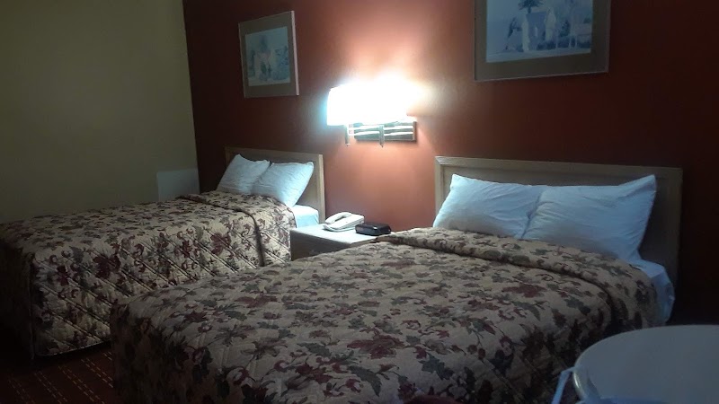 Best Rest Inn — photo 2 of hotel in Sneads Ferry, NC