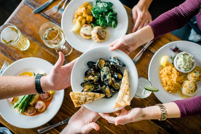 Cape Fear Seafood Company — photo 2 of restaurant in Surf City, NC