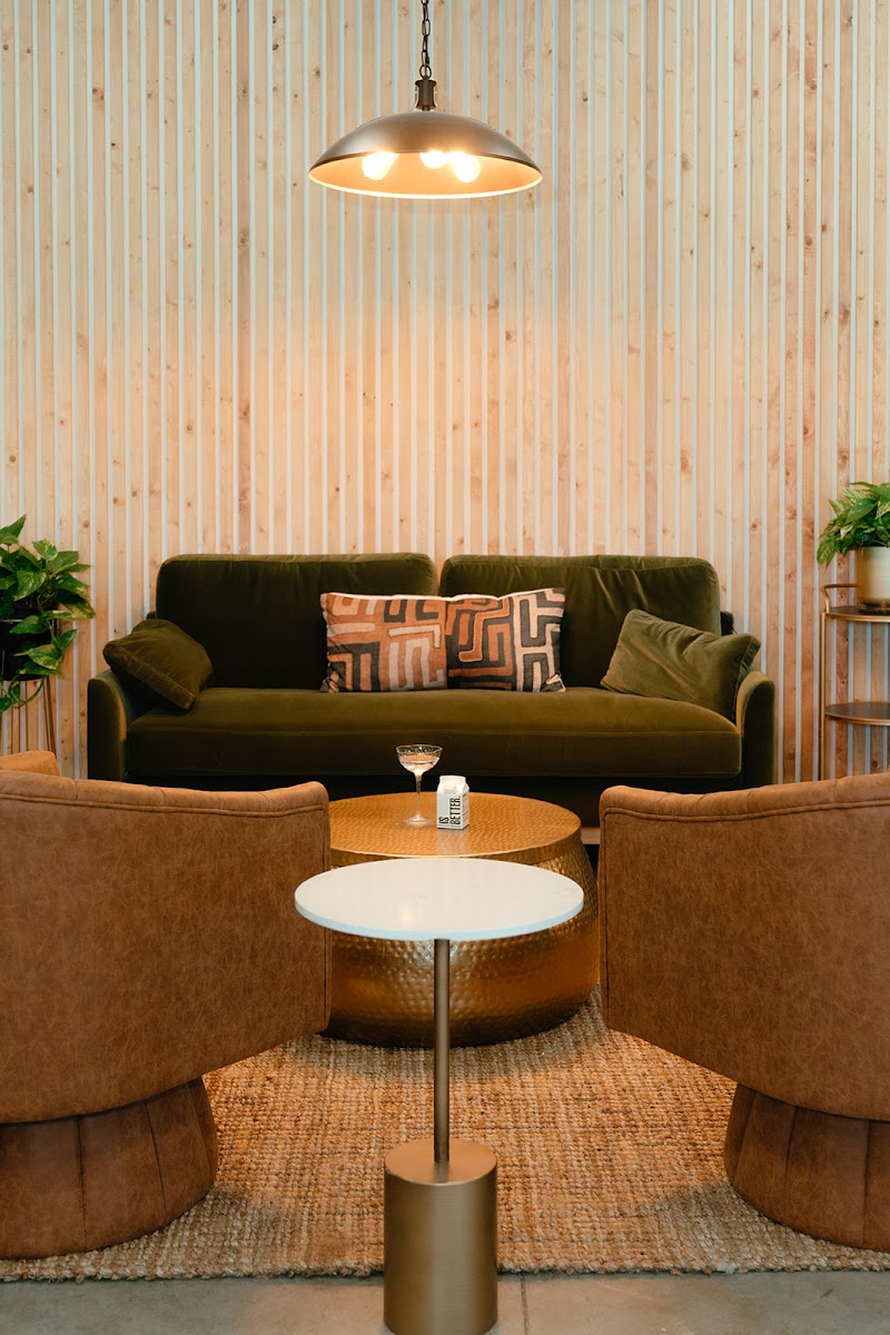 Chill Pretty Boutique | Hair Studio | Style Lounge — photo 2 of hair salon in Surf City, NC