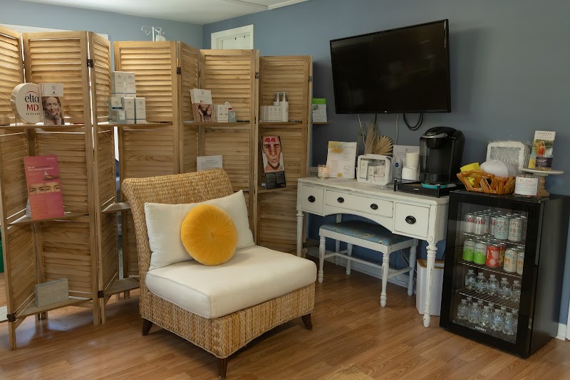 Coastics Wellness + Aesthetics — photo 2 of wellness center in Hampstead, NC