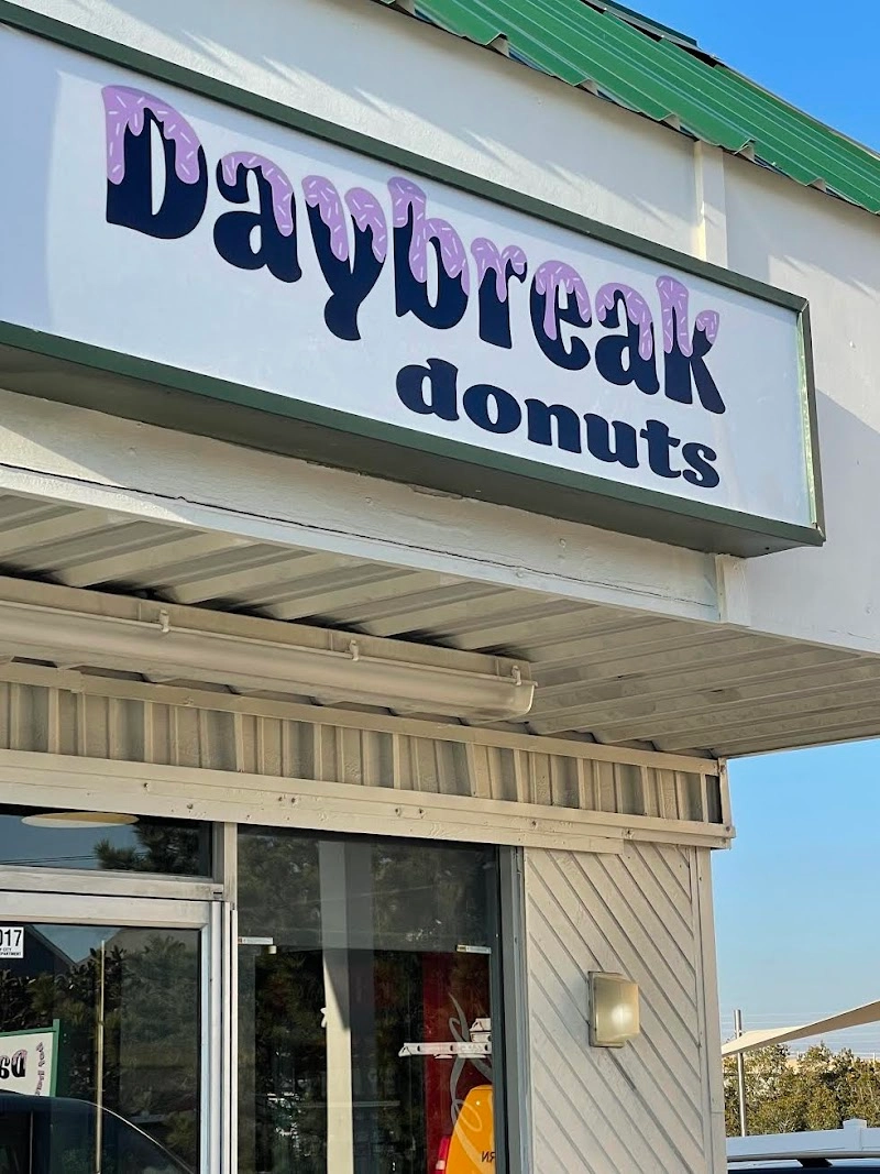 Daybreak Donuts coffee shop in Surf City, NC