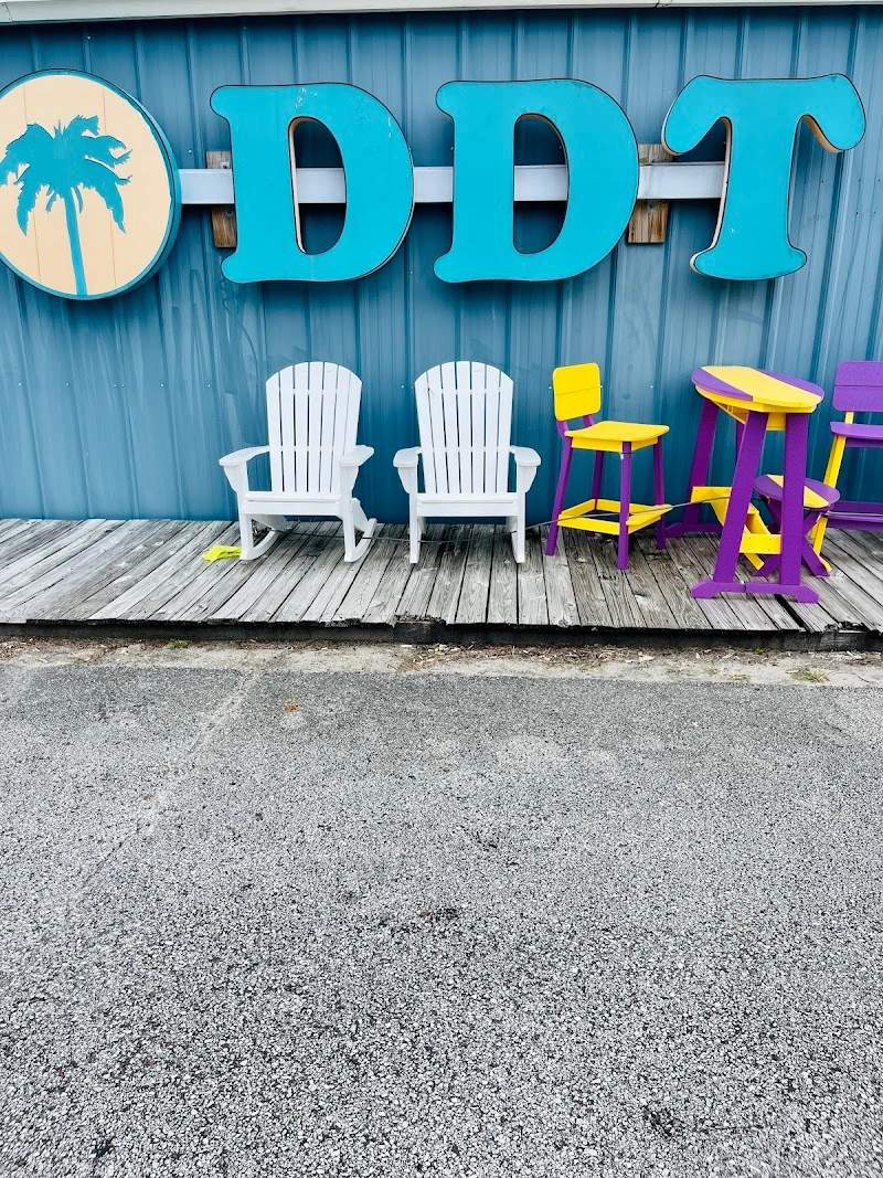 DDT Outlet shop in Hampstead, NC — Topsail Island