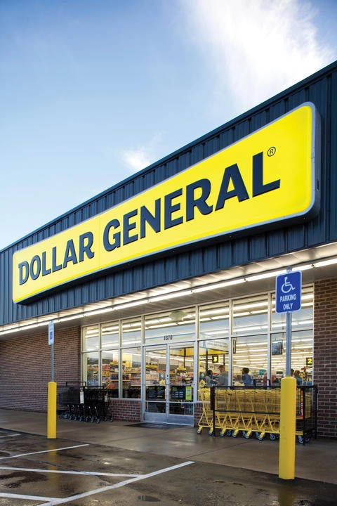 Dollar General grocery store in Holly Ridge, NC