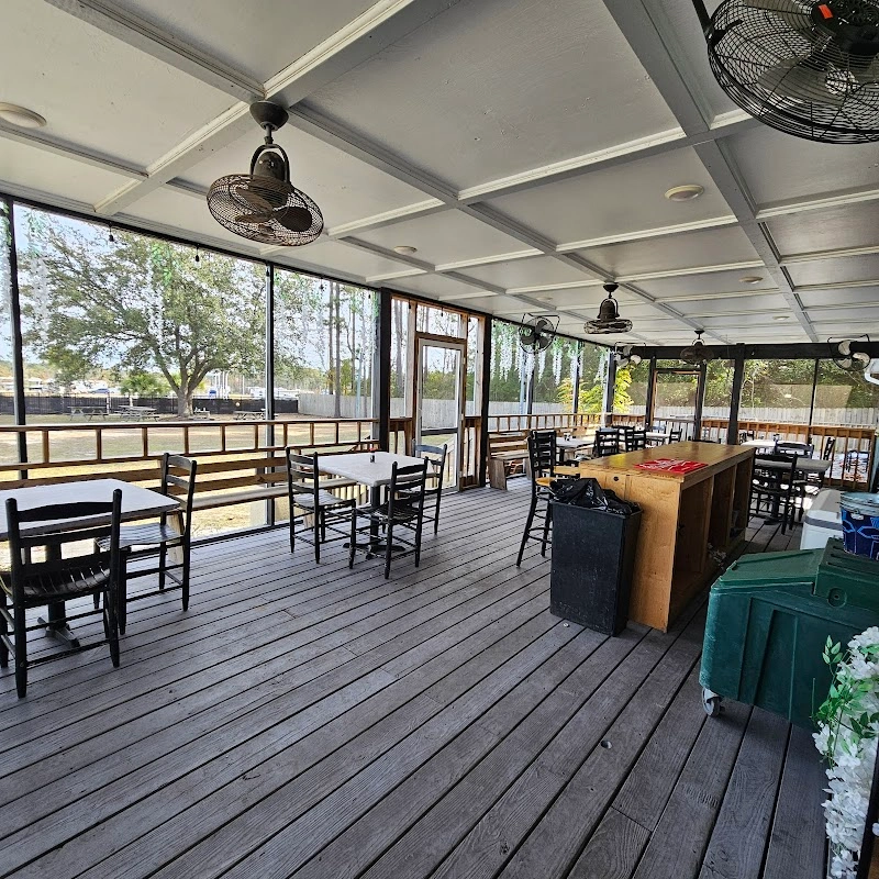 Fishmonger's Honest Seafood seafood restaurant in Holly Ridge, NC — Topsail Island