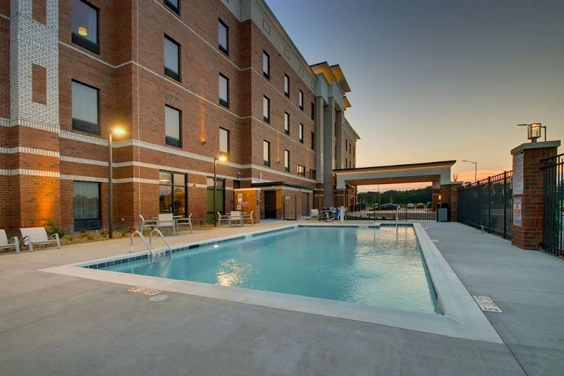 Hampton Inn Sneads Ferry North Topsail Beach hotel in Sneads Ferry, NC — Topsail Island