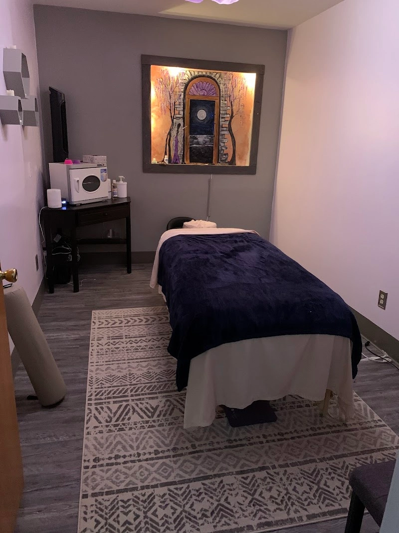Healing Hippie: Therapeutic Massage & Reiki wellness center in Hampstead, NC