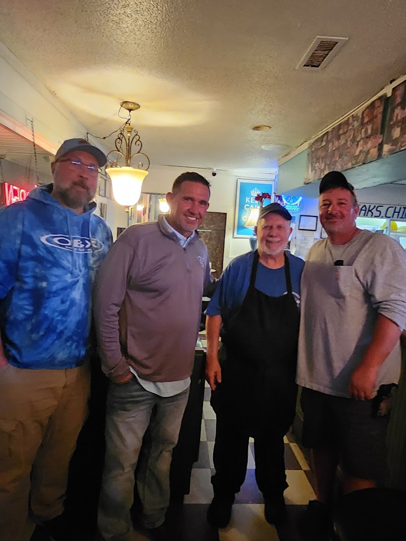 Hulas Bar and grill — photo 2 of local business in Surf City, NC