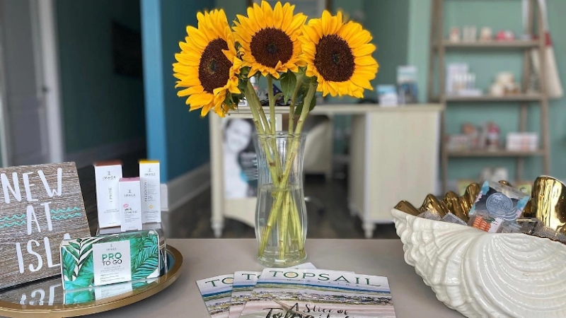Isla Advanced Skincare wellness center in Surf City, NC