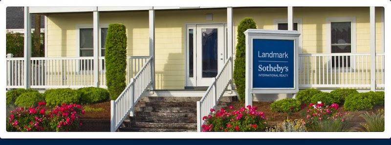 Landmark Sotheby's International Realty | Topsail — photo 2 of real estate office in Surf City, NC