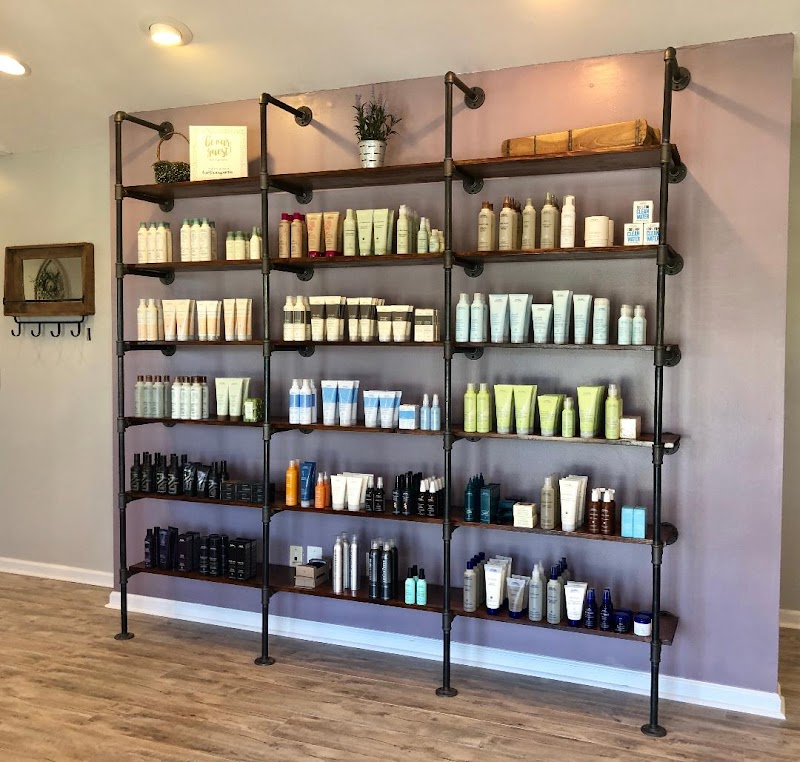 Lavish Hair and Spa — photo 2 of hair salon in Holly Ridge, NC