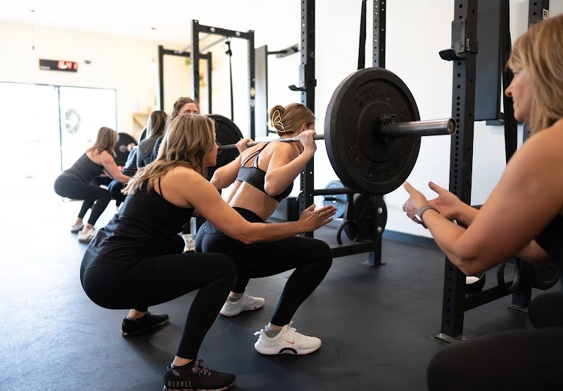 LightHouse Women's Weightlifting fitness gym in Surf City, NC