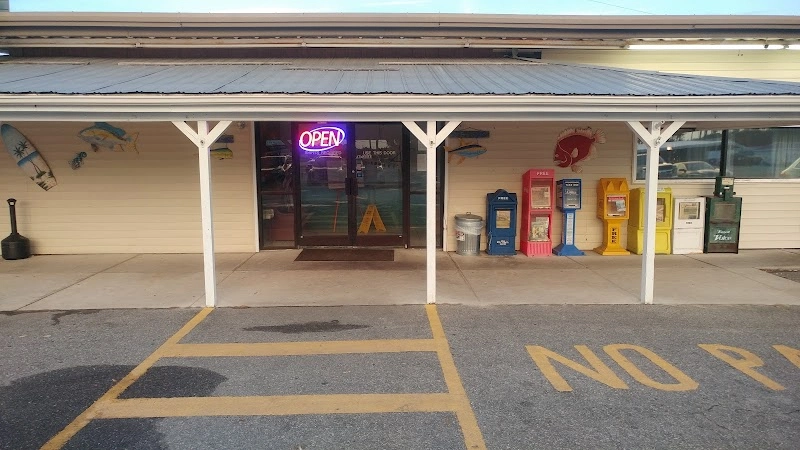 Madison's Prime Rib Steak & Seafood restaurant in Sneads Ferry, NC — Topsail Island