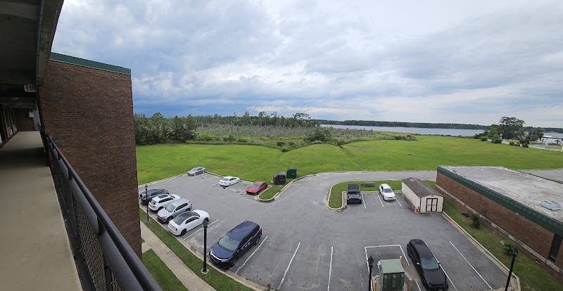 Marine Lodge New River