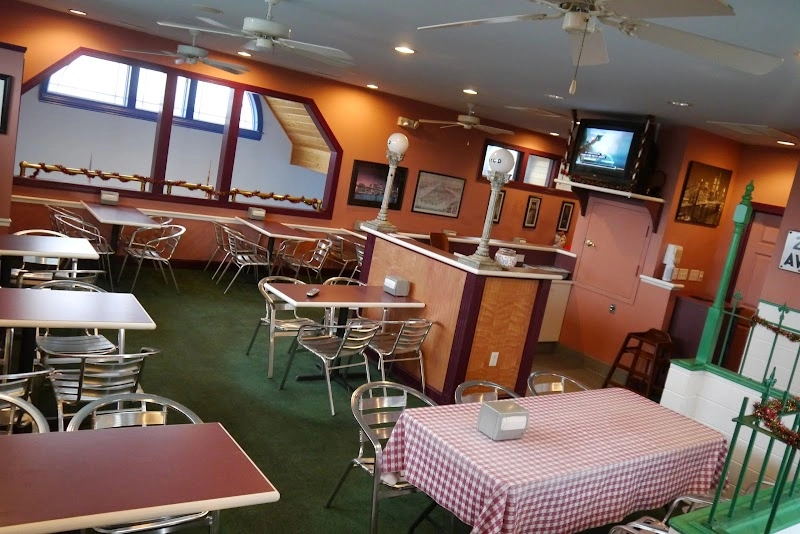 New York Corner Deli grocery store in Surf City, NC