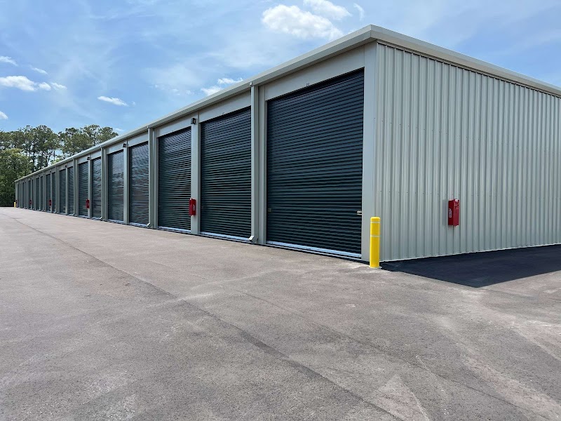 Pinnacle Storage — photo 2 of storage facility in Hampstead, NC