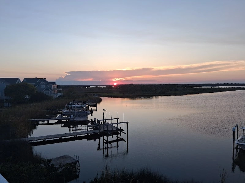 Private Hot Tub & Dock: North Topsail Beach Home hotel in Sneads Ferry, NC — Topsail Island