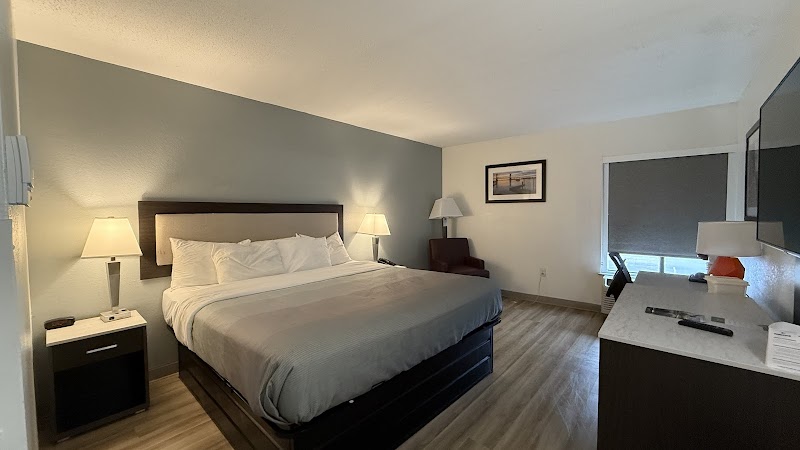 Quality Inn Jacksonville near Camp Lejeune — photo 2 of hotel in Sneads Ferry, NC