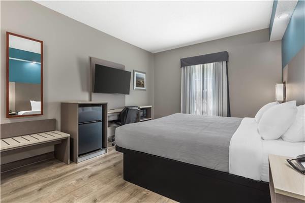 Quality Inn Wilmington — photo 2 of hotel in Hampstead, NC