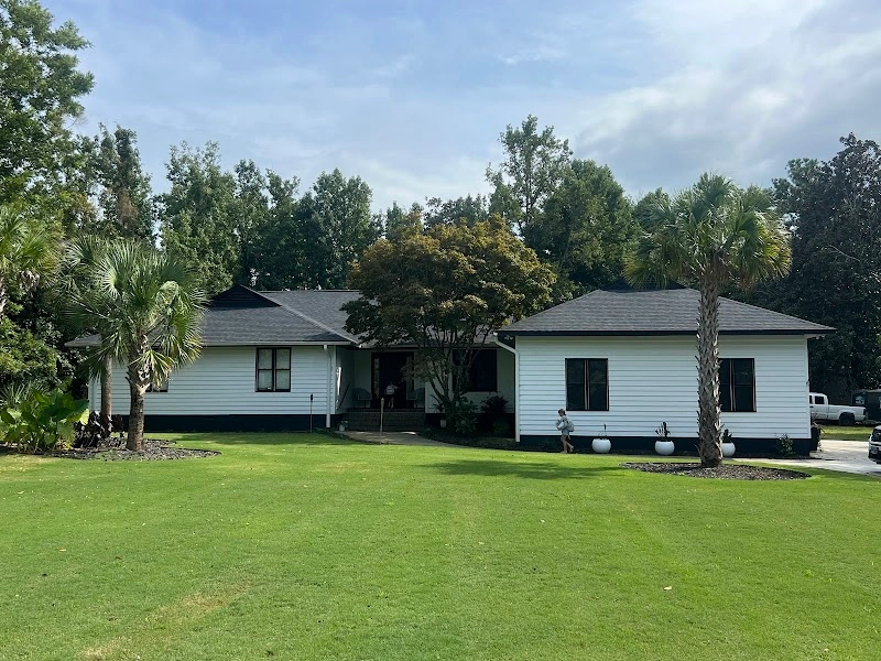 R&R Roofing & Re-Roofing roofing contractor in Hampstead, NC