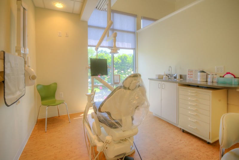 Riccobene Associates Family Dentistry — photo 2 of medical practice in Holly Ridge, NC
