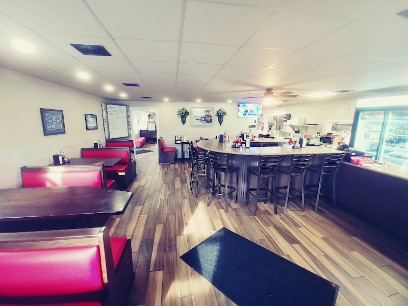 Riverview Cafe seafood restaurant in Sneads Ferry, NC — Topsail Island