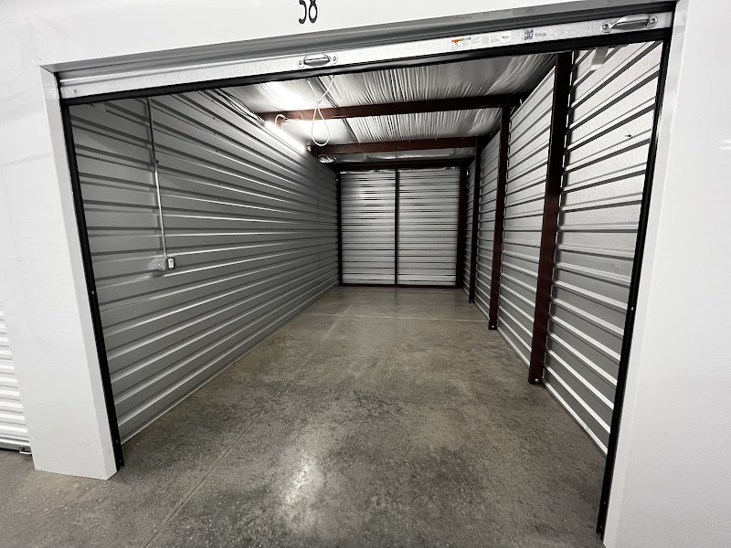 Roll Up Self Storage — photo 2 of storage facility in Surf City, NC
