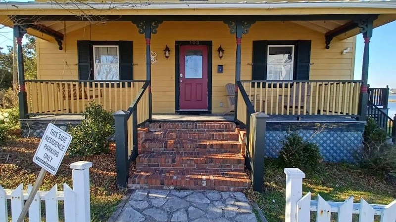 Rolling Paradise Painting & Services painting contractor in Hampstead, NC