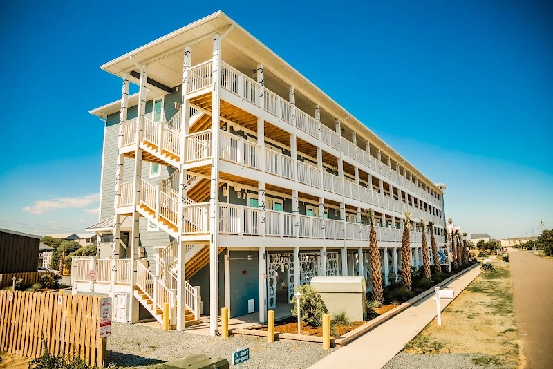 Saltwater Resort & Suites hotel in Surf City, NC — Topsail Island
