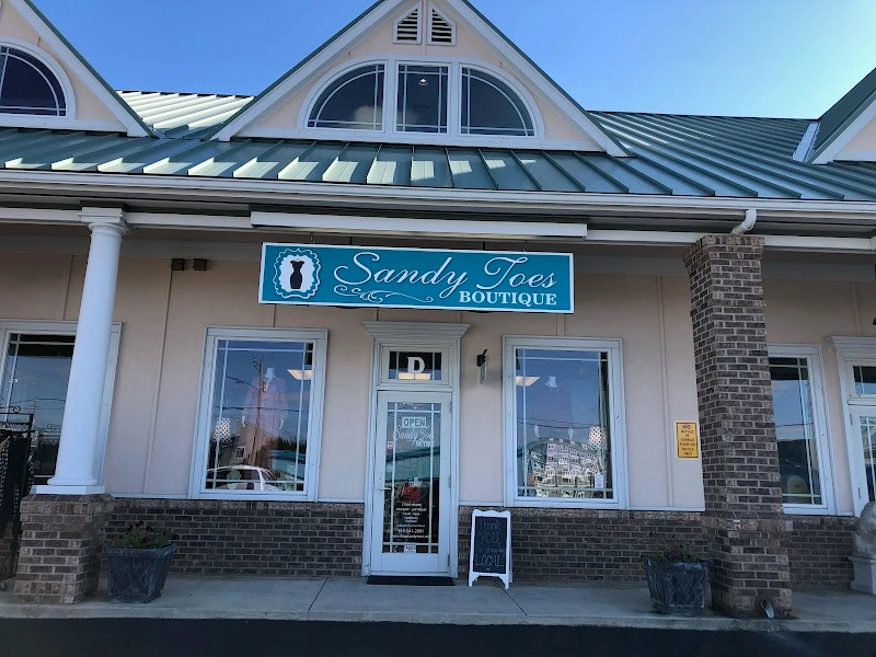 Sandy Toes Boutique shop in Surf City, NC — Topsail Island