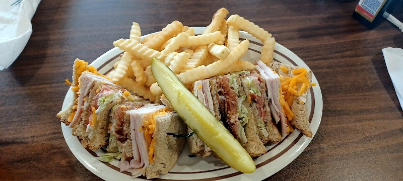 Sawmill Grill — photo 2 of restaurant in Hampstead, NC