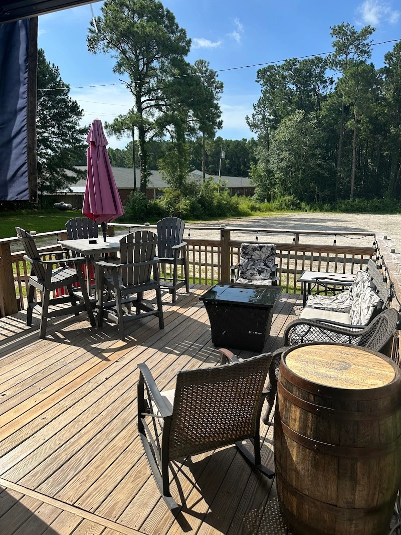 The Backyard Tavern restaurant in Sneads Ferry, NC — Topsail Island
