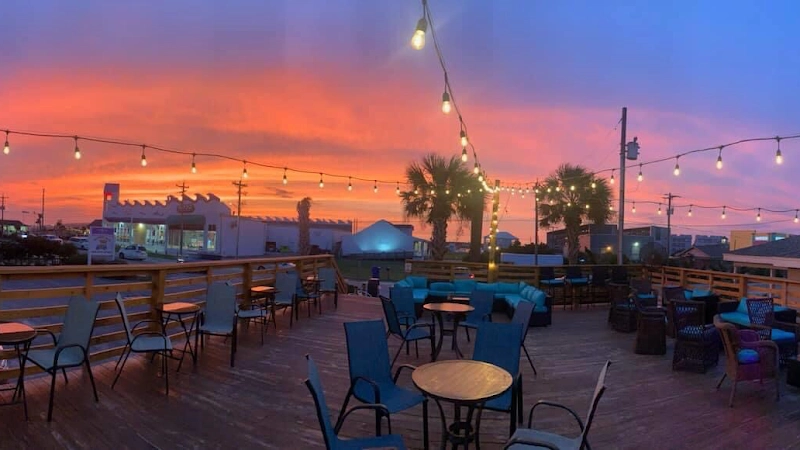 The Daily Grind Surf City coffee shop in Surf City, NC