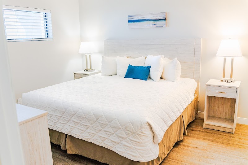 The Surf Suites — photo 2 of hotel in Hampstead, NC