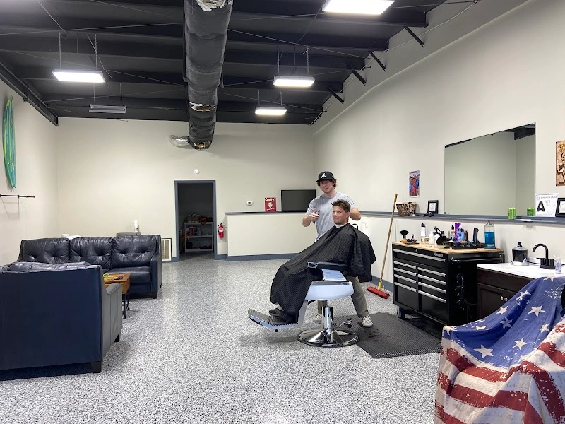 Topsail Barber Shop hair salon in Hampstead, NC