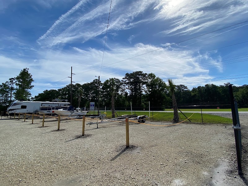 Topsail Tide Boat & RV Storage HWY 50 — photo 2 of storage facility in Surf City, NC