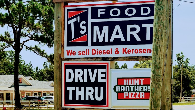 T's Food Mart — photo 2 of grocery store in Holly Ridge, NC