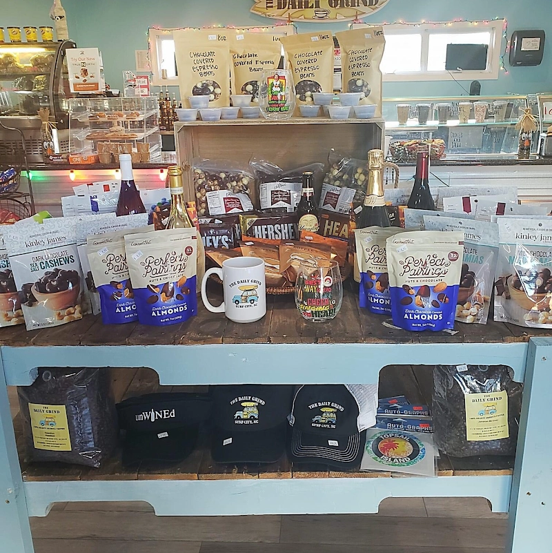 unWINEd Wine Bar and Beer restaurant in Surf City, NC — Topsail Island